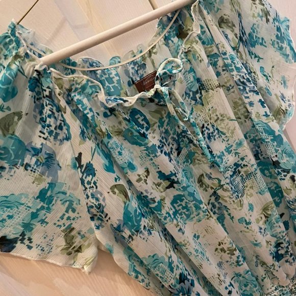 Floral Tie-Front Top - Picture 4 of 5